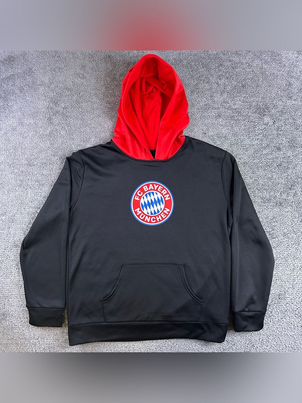 Official FC Bayern Munchen YouthXL Black Hoodie Soccer Center Logo Polyester
